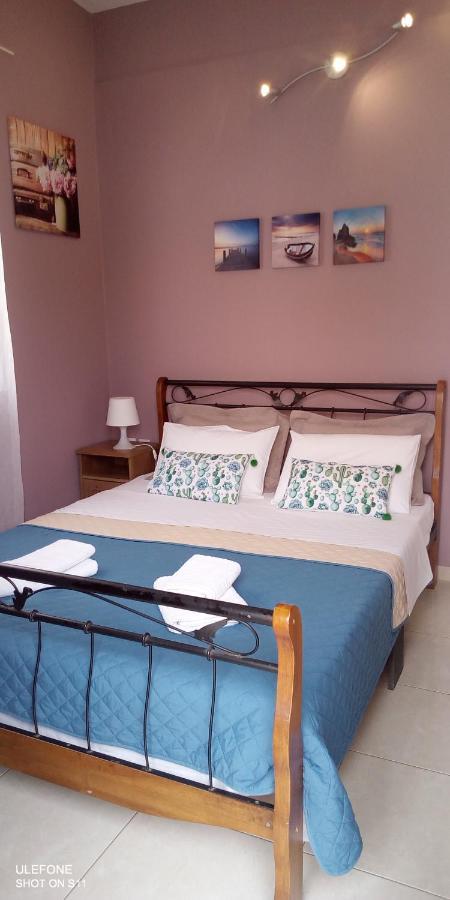 Iris'S Apartment Central With Parking Argostoli  Bagian luar foto