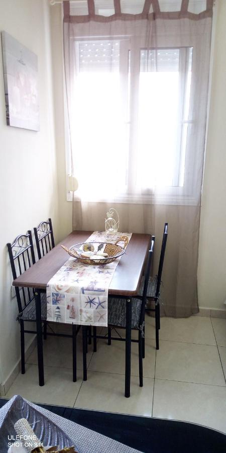 Iris'S Apartment Central With Parking Argostoli  Bagian luar foto